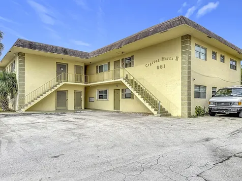 961 Nw 45th Street Deerfield Beach FL 33064