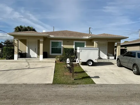 3531 S 7th S Street Fort Pierce FL 34982