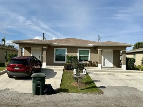 3531 S 7th S Street Fort Pierce FL 34982