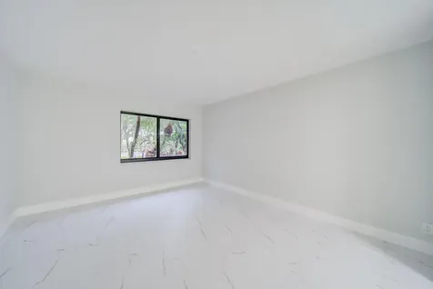 8067 Summerbreeze Lane Boca Raton FL 33496