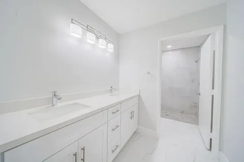 8067 Summerbreeze Lane Boca Raton FL 33496