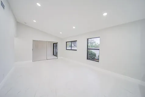 8067 Summerbreeze Lane Boca Raton FL 33496
