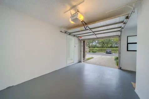 8067 Summerbreeze Lane Boca Raton FL 33496