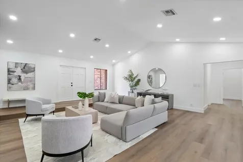 8899 Nw 47th Drive Coral Springs FL 33067