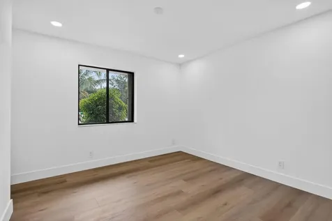 8899 Nw 47th Drive Coral Springs FL 33067
