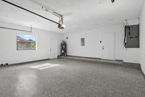 8899 Nw 47th Drive Coral Springs FL 33067