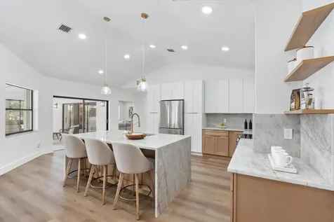 8899 Nw 47th Drive Coral Springs FL 33067