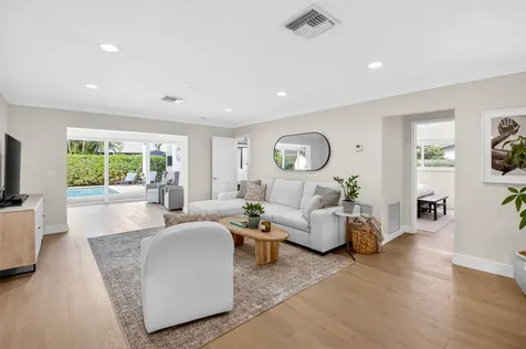 525 Sunset Road Boynton Beach FL 33435