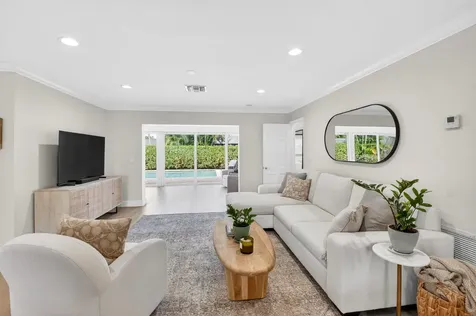 525 Sunset Road Boynton Beach FL 33435