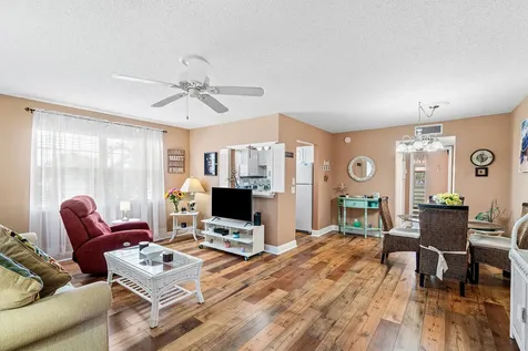 329 Markham O Deerfield Beach FL 33442