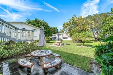 329 Markham O Deerfield Beach FL 33442