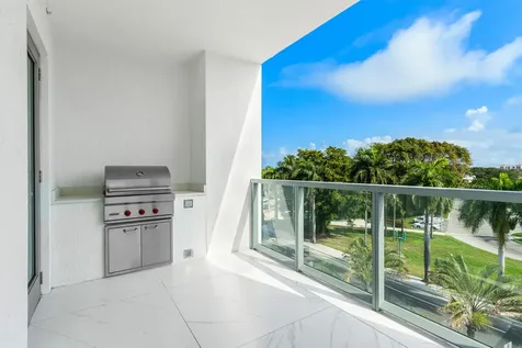 495 E Royal Palm Road Boca Raton FL 33432