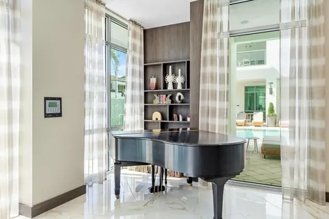 495 E Royal Palm Road Boca Raton FL 33432