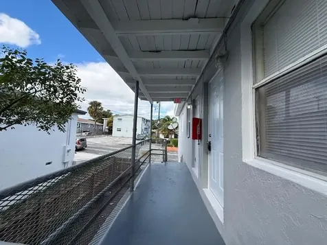 1913 Division Avenue West Palm Beach FL 33407