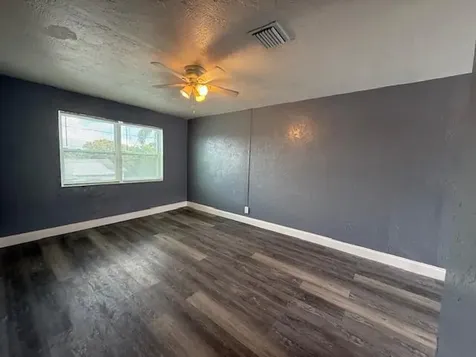 1913 Division Avenue West Palm Beach FL 33407