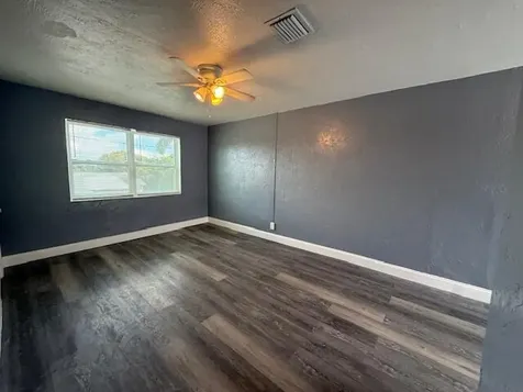 1913 Division Avenue West Palm Beach FL 33407