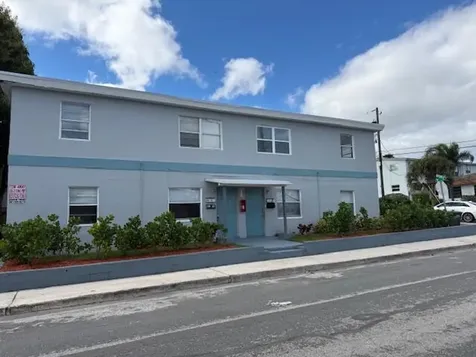 1913 Division Avenue West Palm Beach FL 33407
