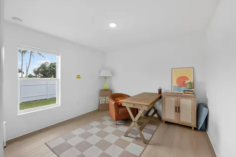 3002 Se East Blackwell Drive Port Saint Lucie FL 34952