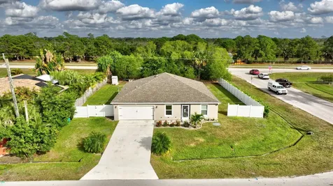 3002 Se East Blackwell Drive Port Saint Lucie FL 34952