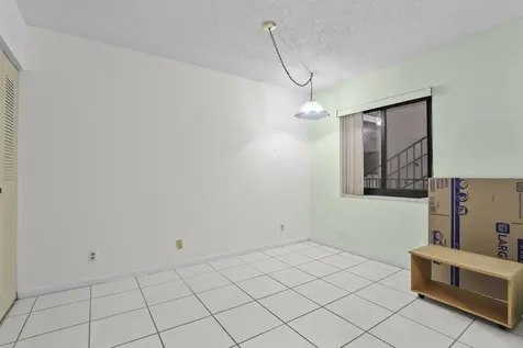 5280 Las Verdes Circle Delray Beach FL 33484