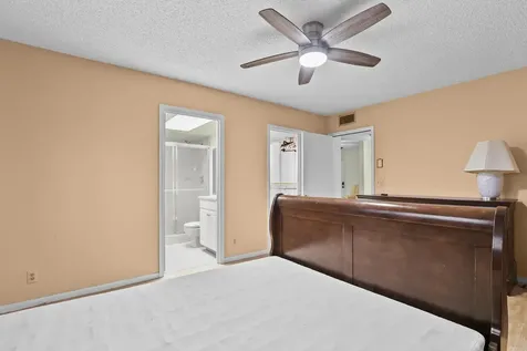 5280 Las Verdes Circle Delray Beach FL 33484