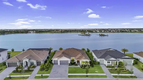 679 Hookline Circle Loxahatchee FL 33470
