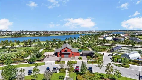 679 Hookline Circle Loxahatchee FL 33470