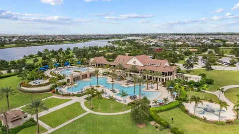 679 Hookline Circle Loxahatchee FL 33470