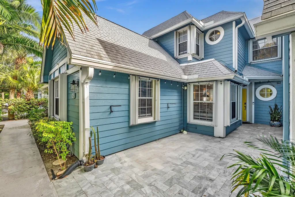 120 Ocean Dunes Circle Jupiter FL 33477