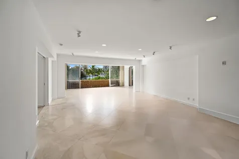 369 S Lake Drive Palm Beach FL 33480