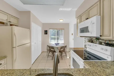 7301 Amberly Lane Delray Beach FL 33446