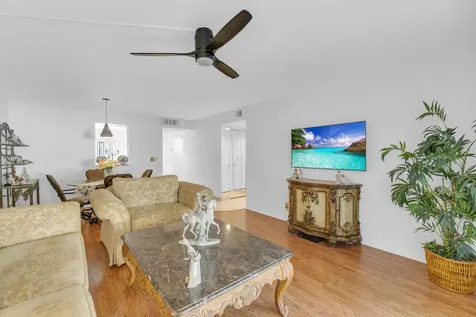 7301 Amberly Lane Delray Beach FL 33446