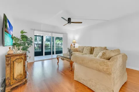 7301 Amberly Lane Delray Beach FL 33446