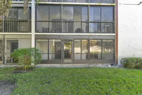 7301 Amberly Lane Delray Beach FL 33446