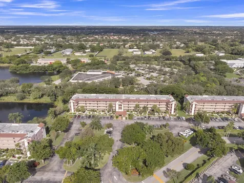 7301 Amberly Lane Delray Beach FL 33446