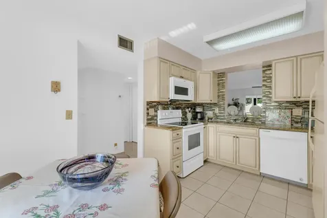 7301 Amberly Lane Delray Beach FL 33446