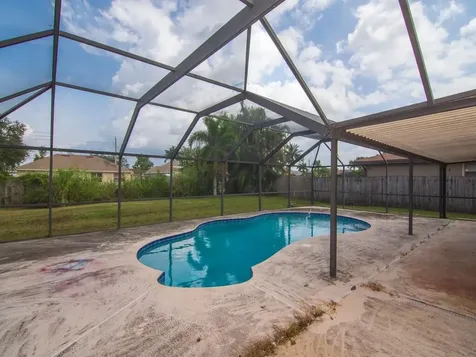 557 SW Duval Avenue Port Saint Lucie FL 34983