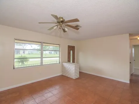 557 SW Duval Avenue Port Saint Lucie FL 34983