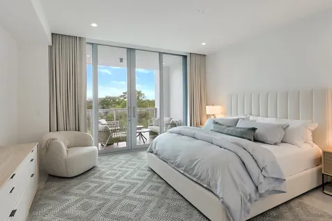 485 E Royal Palm Road Boca Raton FL 33432