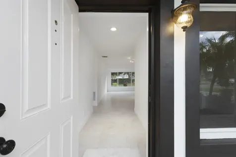 2940 Ne 18th Street Pompano Beach FL 33062
