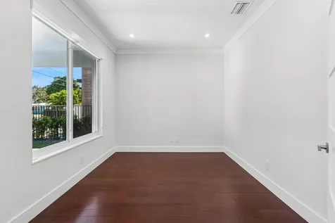 412 Se 4th Avenue Delray Beach FL 33483