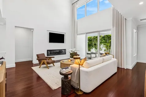 412 Se 4th Avenue Delray Beach FL 33483