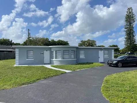2776 Seminole Road Palm Springs FL 33406