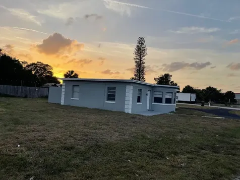 2776 Seminole Road Palm Springs FL 33406