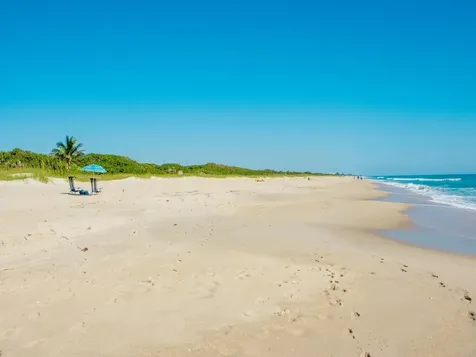 5167 N A1a Highway Hutchinson Island FL 34949