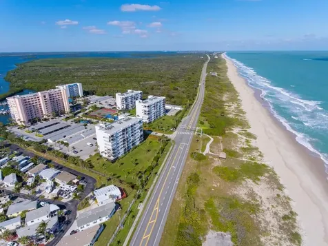 5167 N A1a Highway Hutchinson Island FL 34949