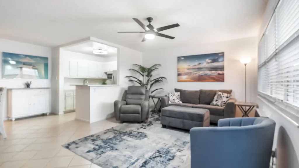77 Markham D Deerfield Beach FL 33442