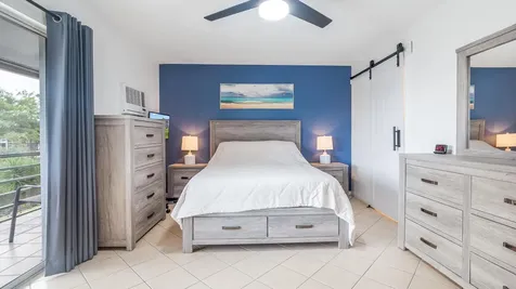 77 Markham D Deerfield Beach FL 33442