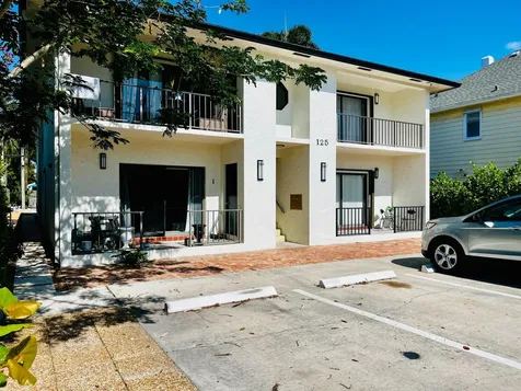 125 S Palmway Avenue Lake Worth Beach FL 33460