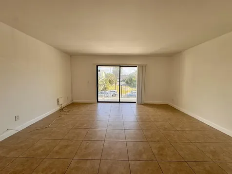 125 S Palmway Avenue Lake Worth Beach FL 33460